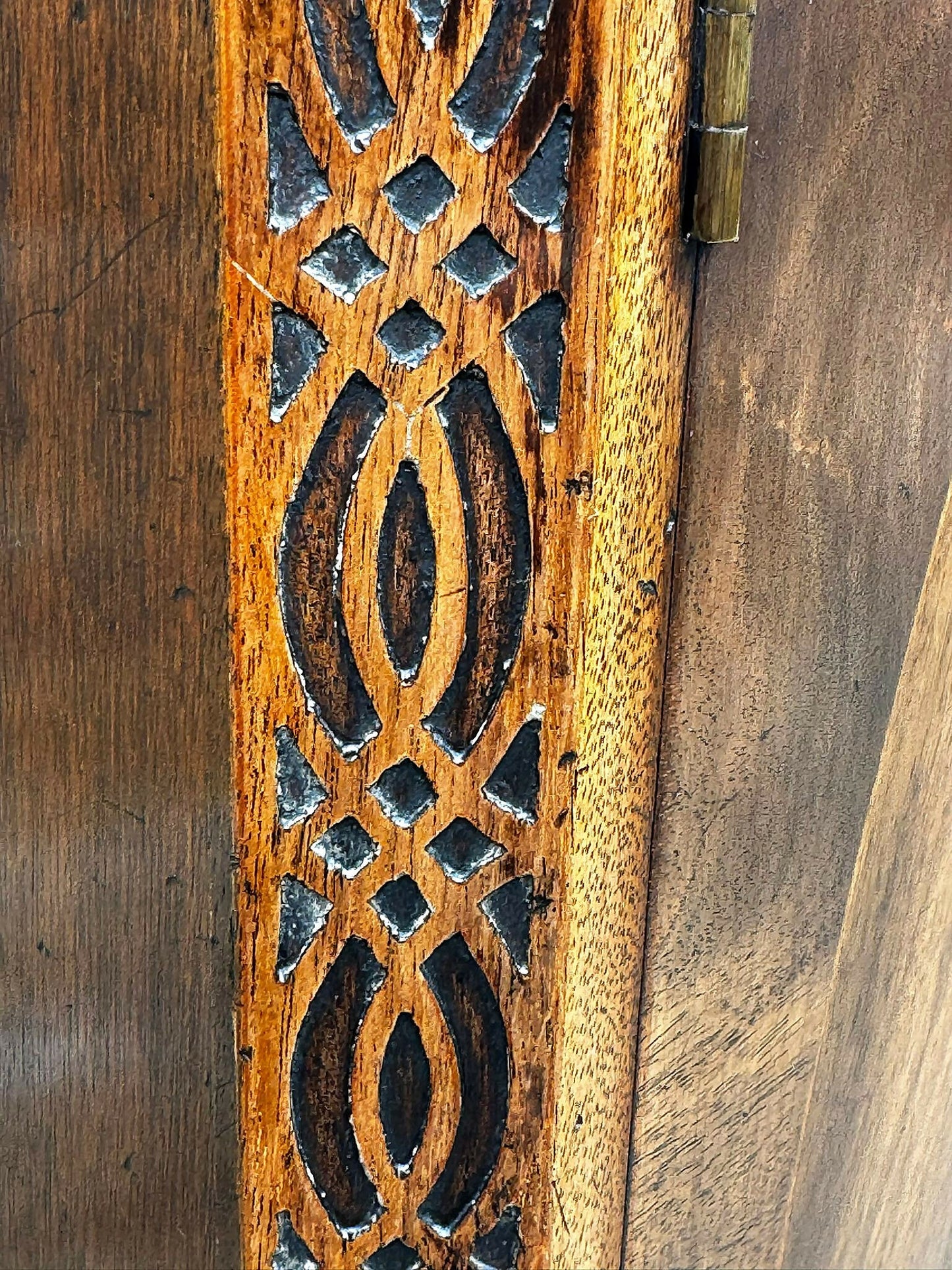 Mahogany Cocktail Cabinet / Drinks Cabinet