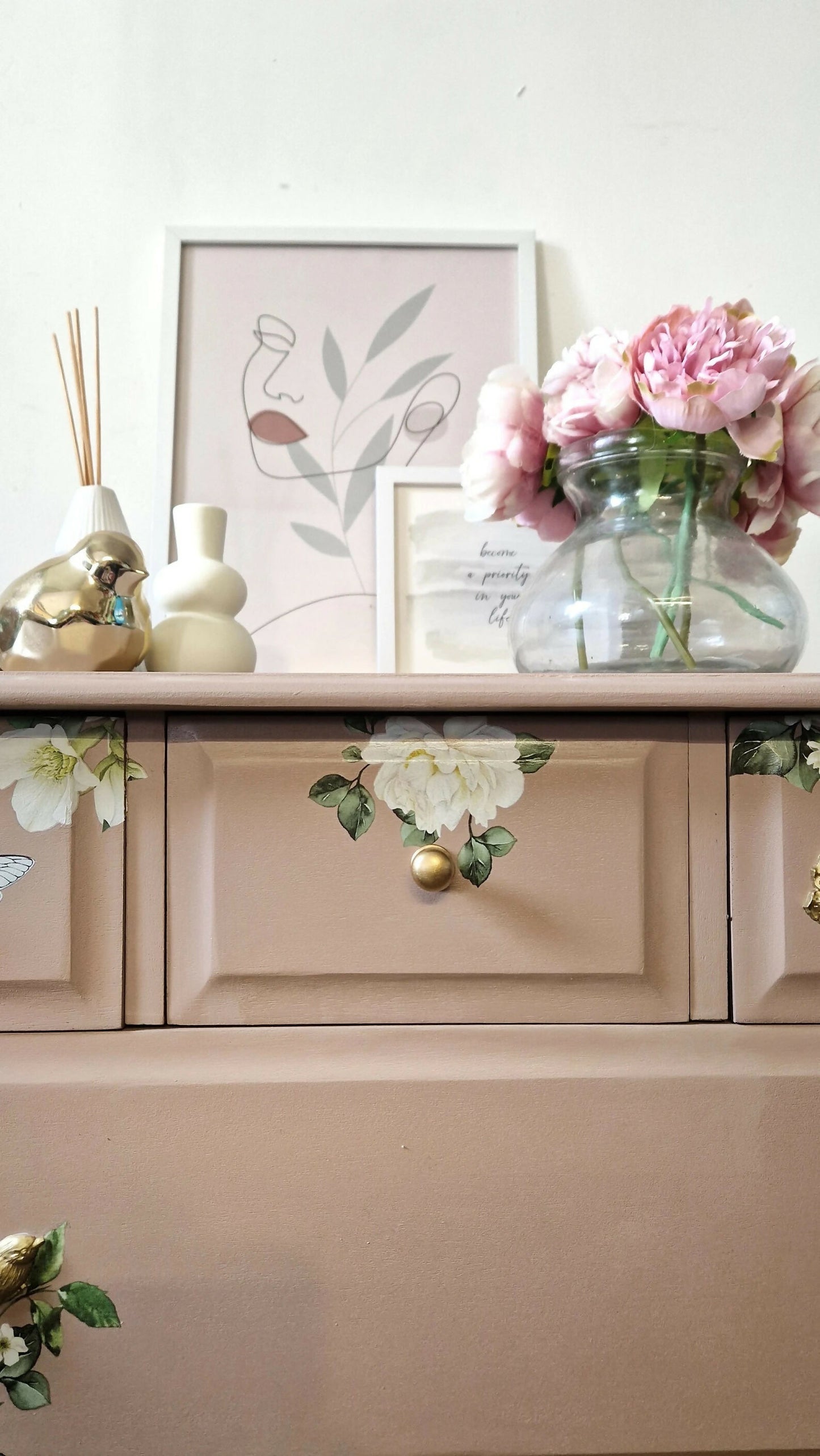 Stag pink chest of drawers