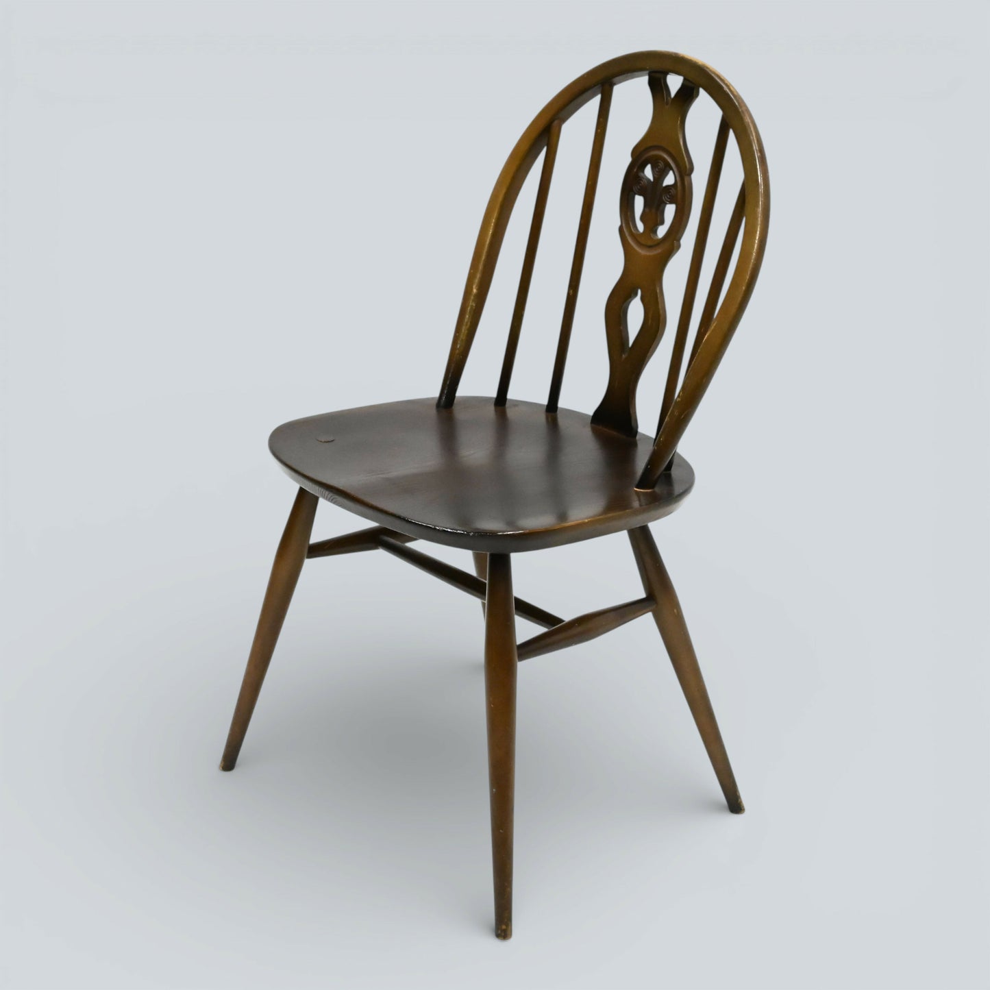 6 Ercol Windsor Bow Back Dining Chairs Fleur De Lis Carving FREE UK Delivery*