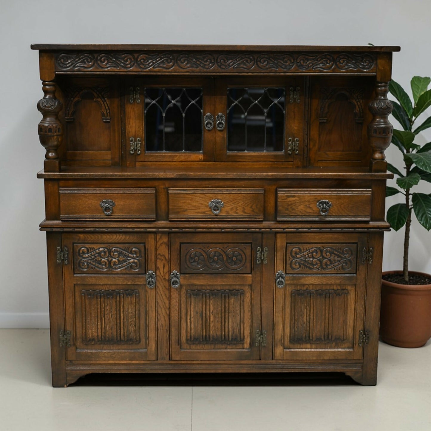 Old Charm Gothic Court Cupboard Buffett Sideboard Light Oak FREE UK Delivery.