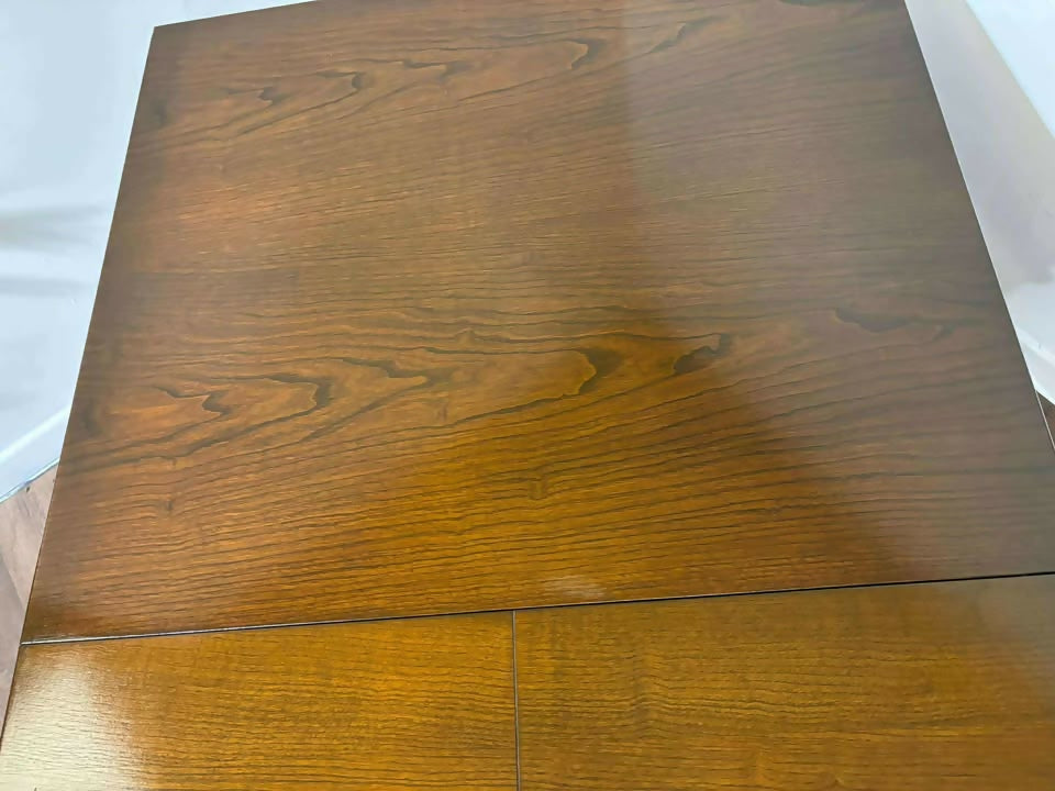 Large Extending Oak Draw Leaf Table