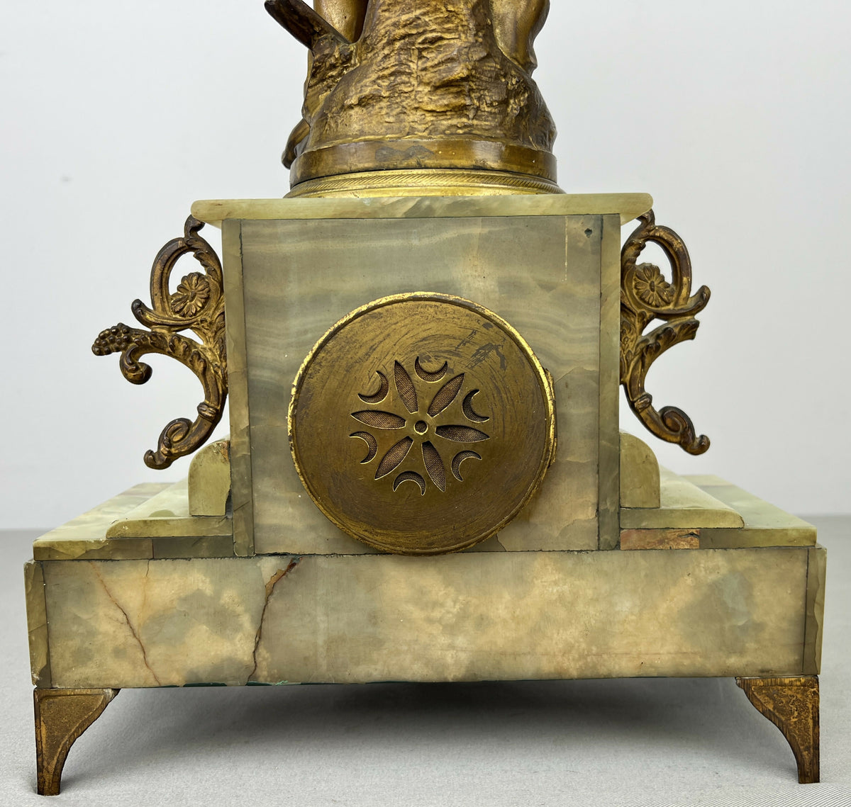 Clock Antique French Ornate Figural Marble Forgeron Mantel Clock LOT 6479