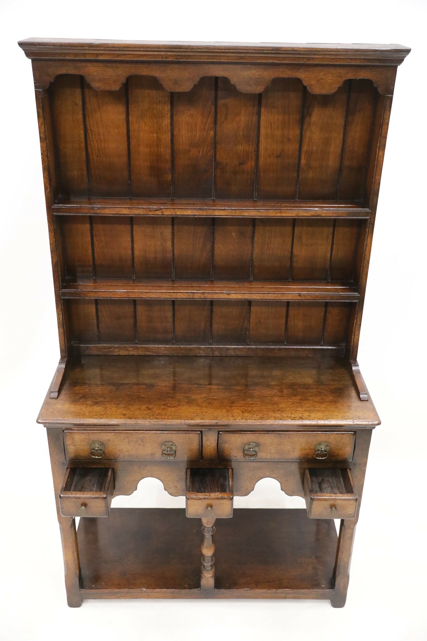 Small Titchmarsh and Goodwin Dresser Pot Board Stunning Patina FREE UK Delivery. SBR8230/2407C