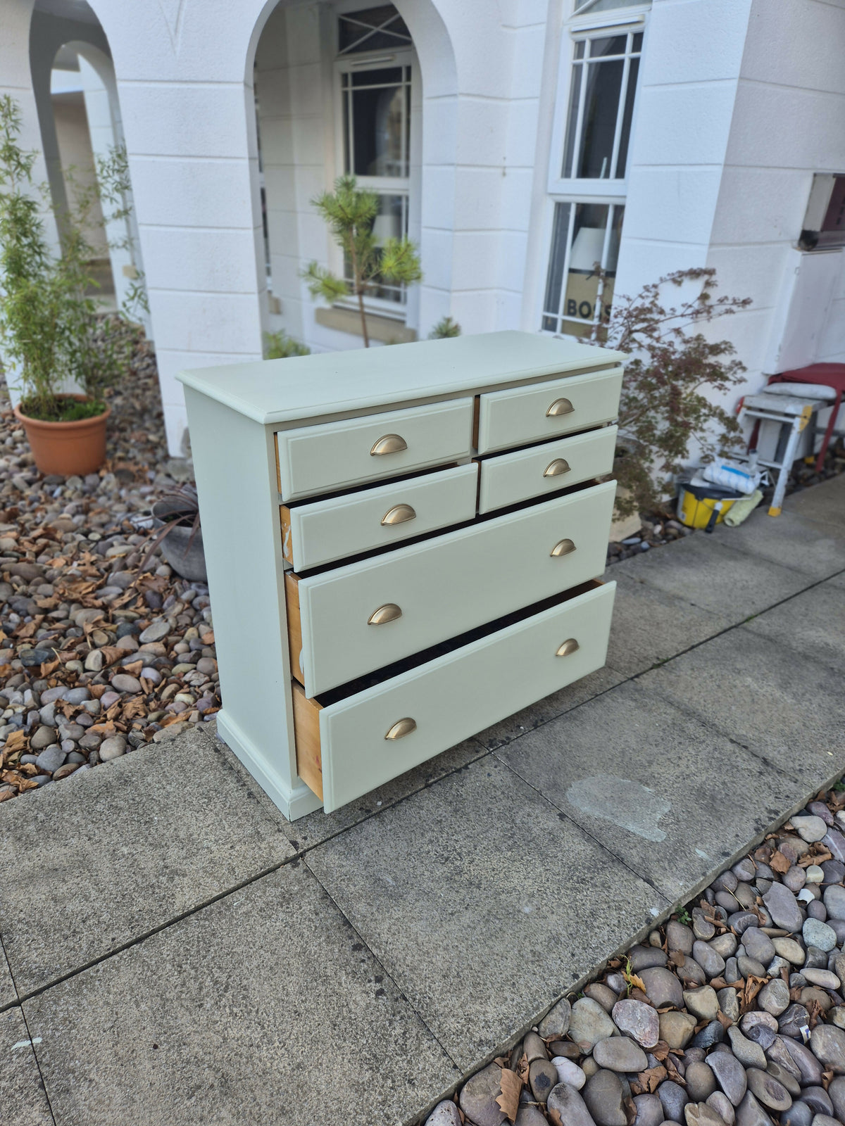 Gorgeous large chest of drawers