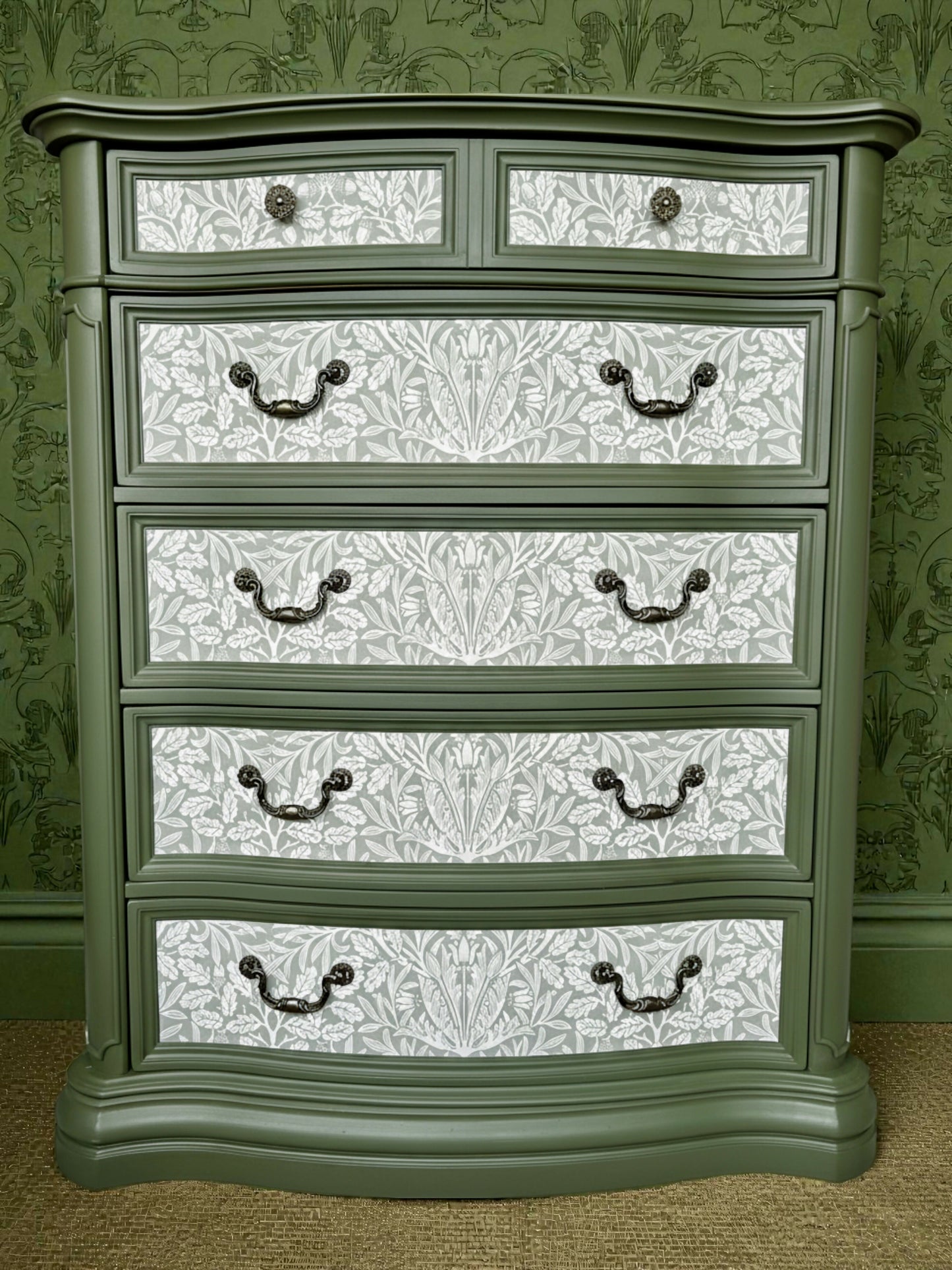 William Morris Style Large chest of drawers. Wood. Handpainted, with decoupage.