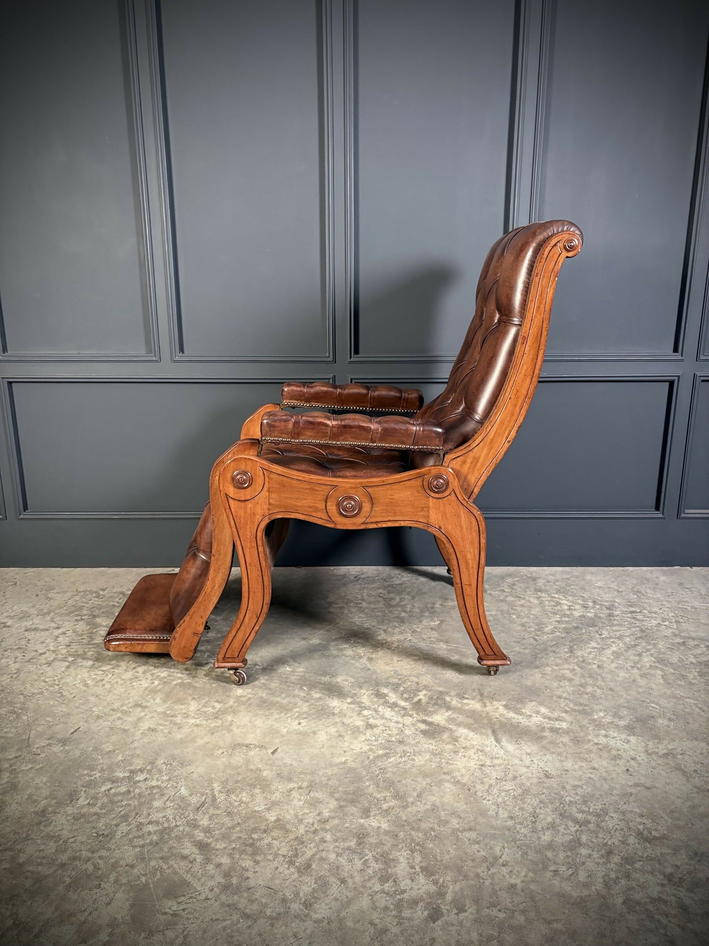 Superb Regency Mahogany & Leather Reclining Armchair