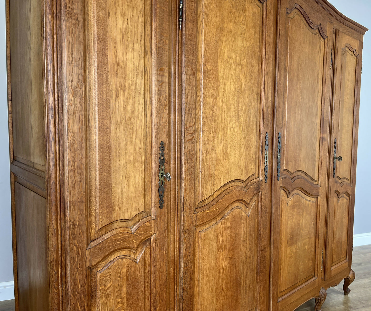 Wardrobe Vintage French Louis XVI Style Four Door Oak Carved Armoire LOT 6412