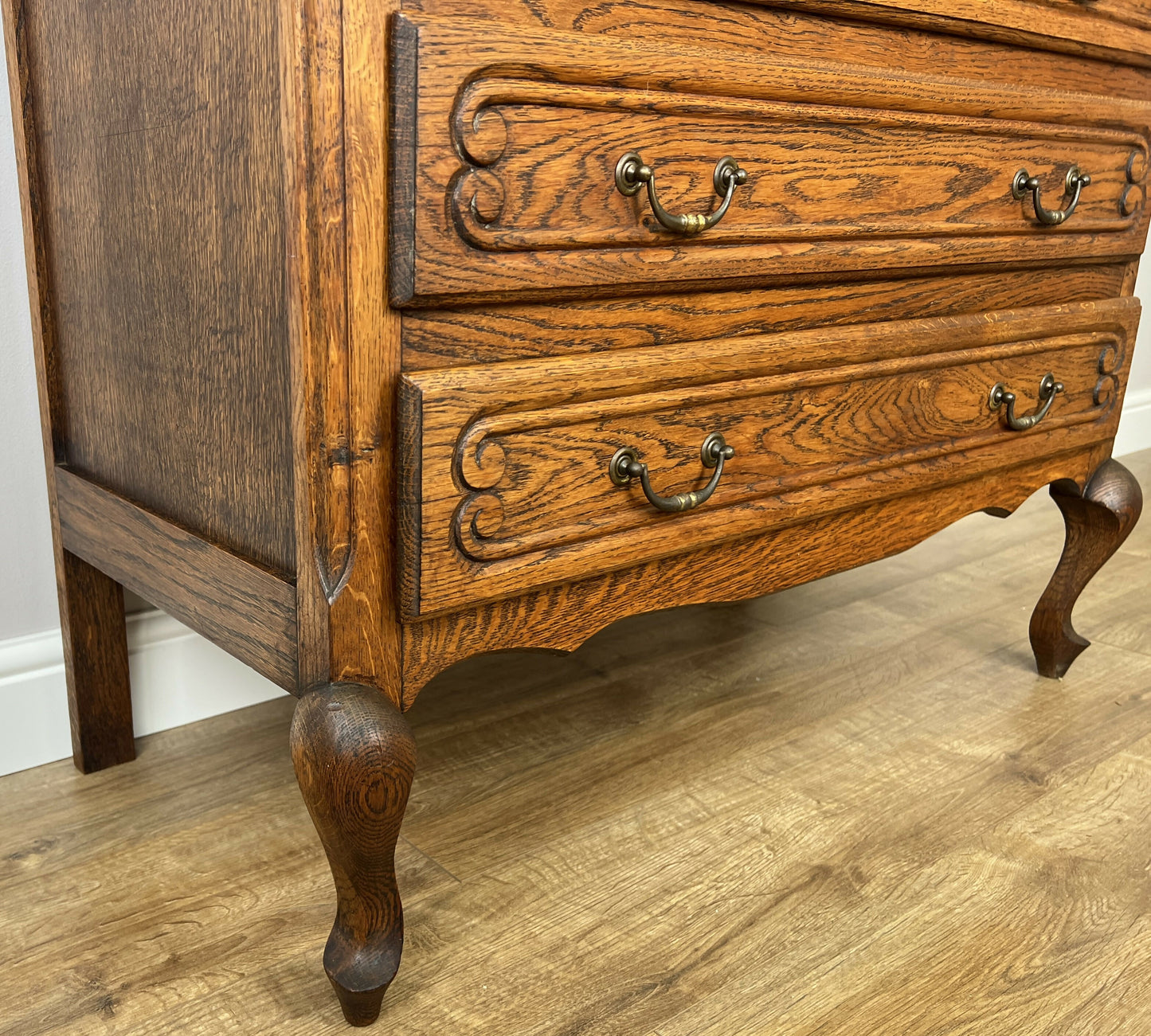 Chest of Drawers Vintage French Louis Oak 3 Drawers Carved Cabinet LOT 6270