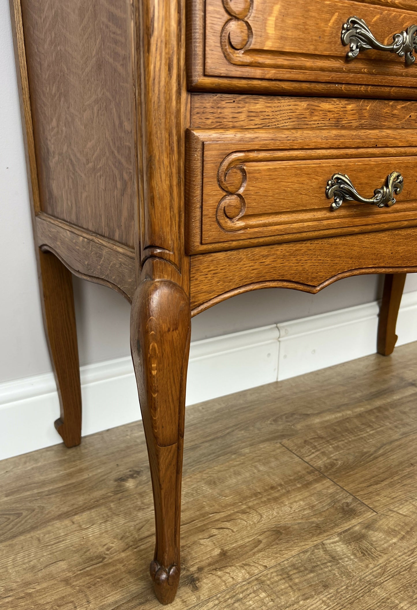 Chest of Drawers Vintage French Louis Oak 3 Drawers Carved Cabinet LOT 6234