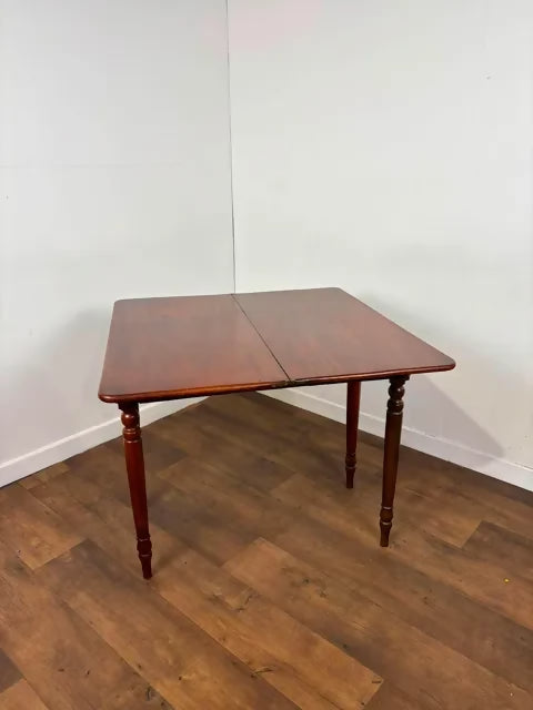 Victorian Crossbanded Mahogany Fold Over Tea Table
