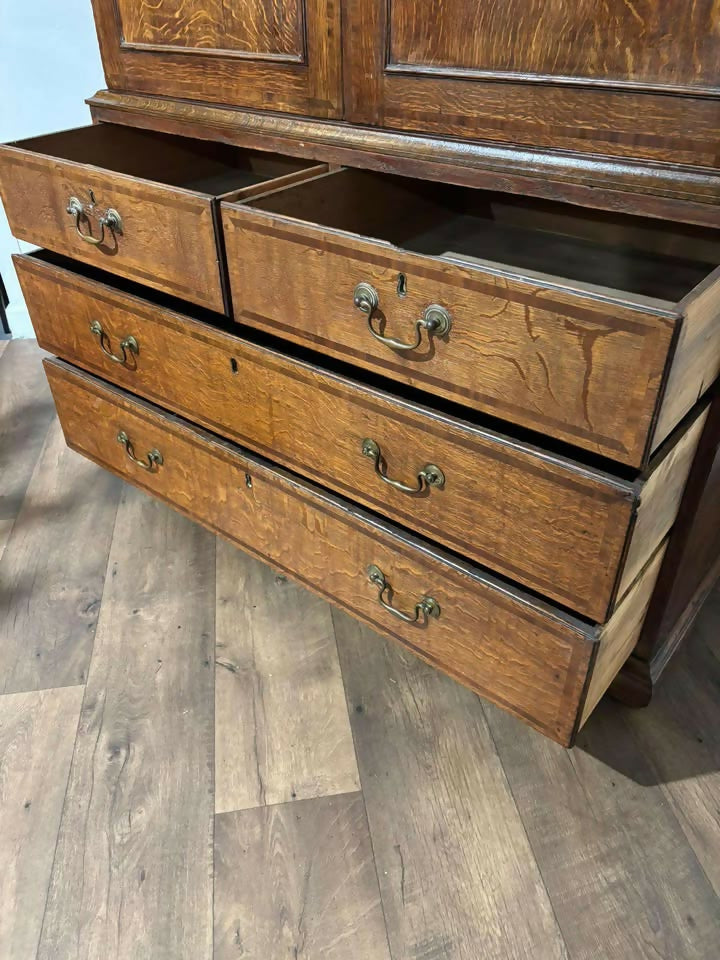 George III Oak Linen Press (c. Late 18th Century)