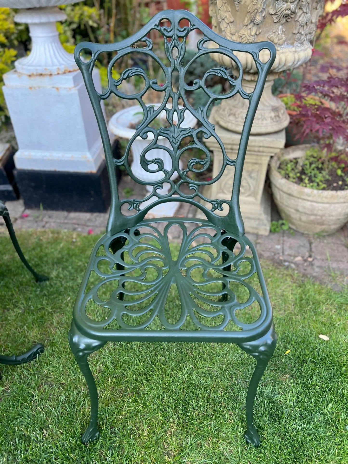 Ornate Vintage Green Patio Set With 4 Chairs