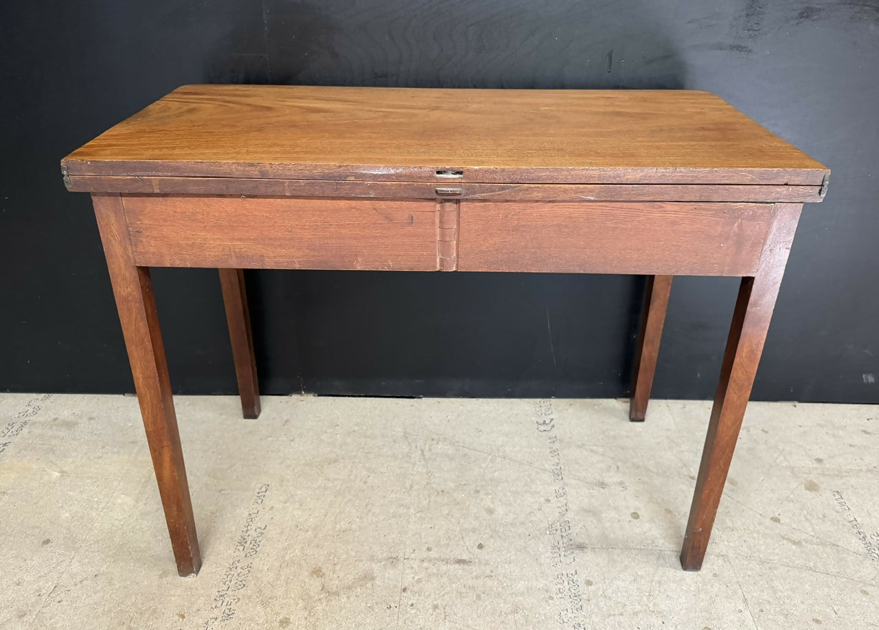 Georgian Mahogany Tea Table