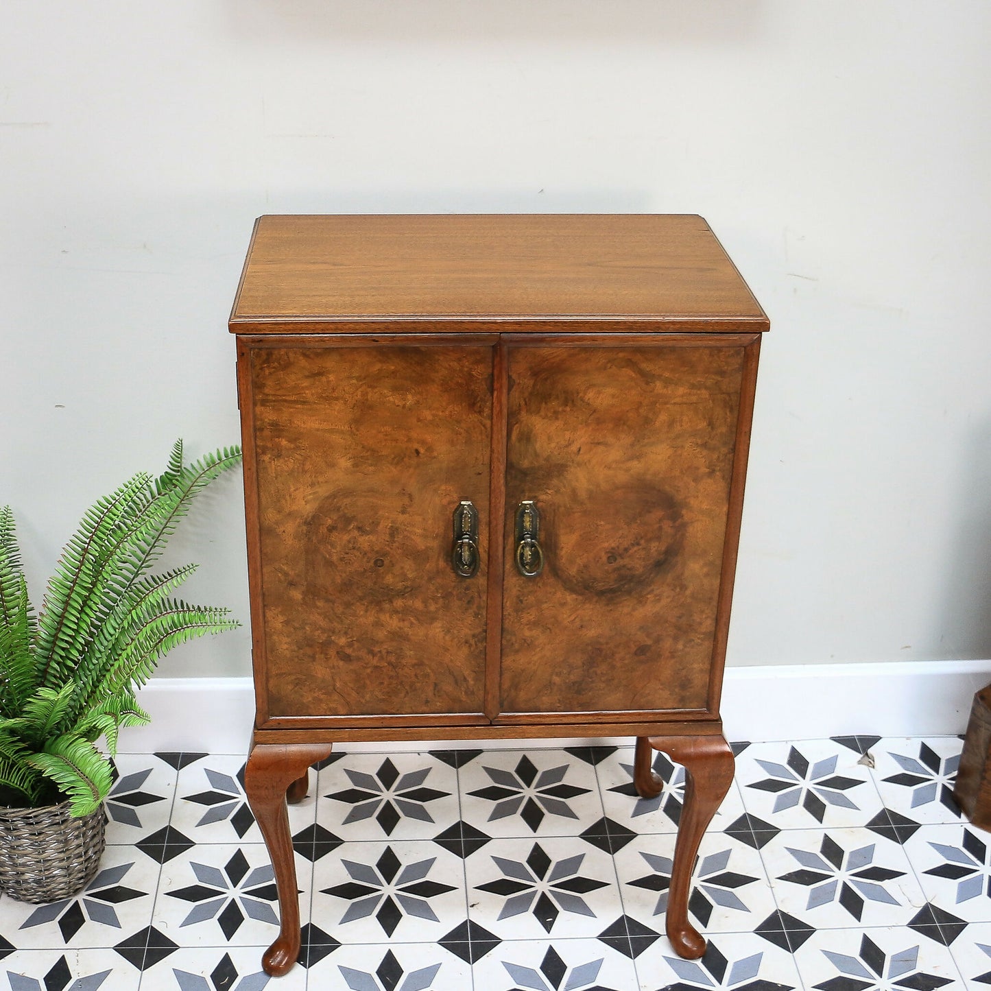 Cocktail Drinks Cabinet in a Queen Anne Style Burr Walnut Veneer Matched Doors