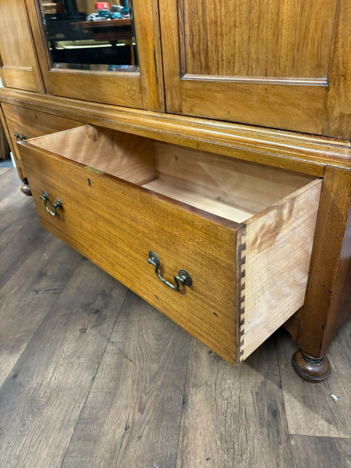 Edwardian Mahogany Triple Door Wardrobe