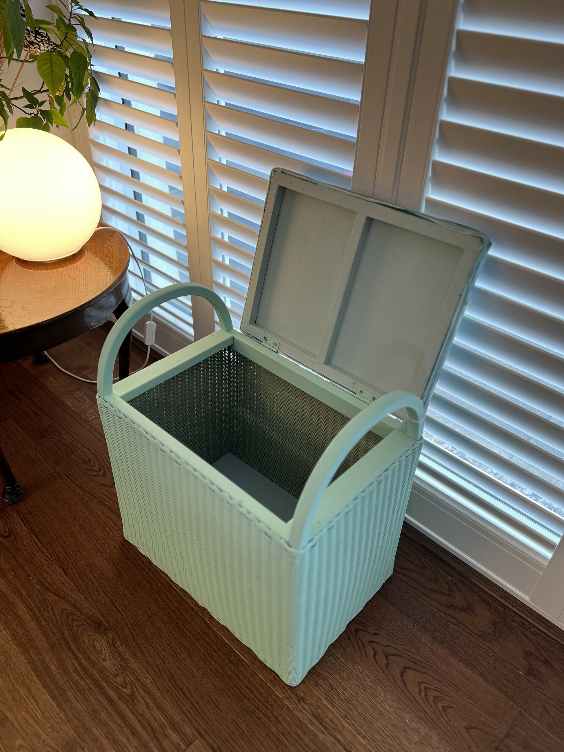 small green wave ottoman open