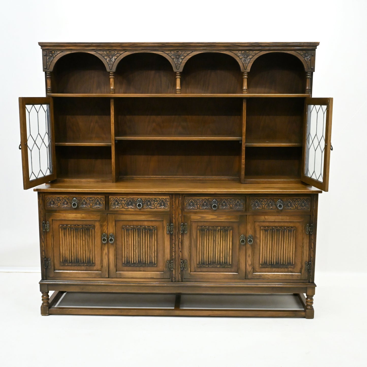 Old Charm Sovereign Dresser Sideboard Base Light Oak Finish FREE UK Delivery*. SBR10024/3101E