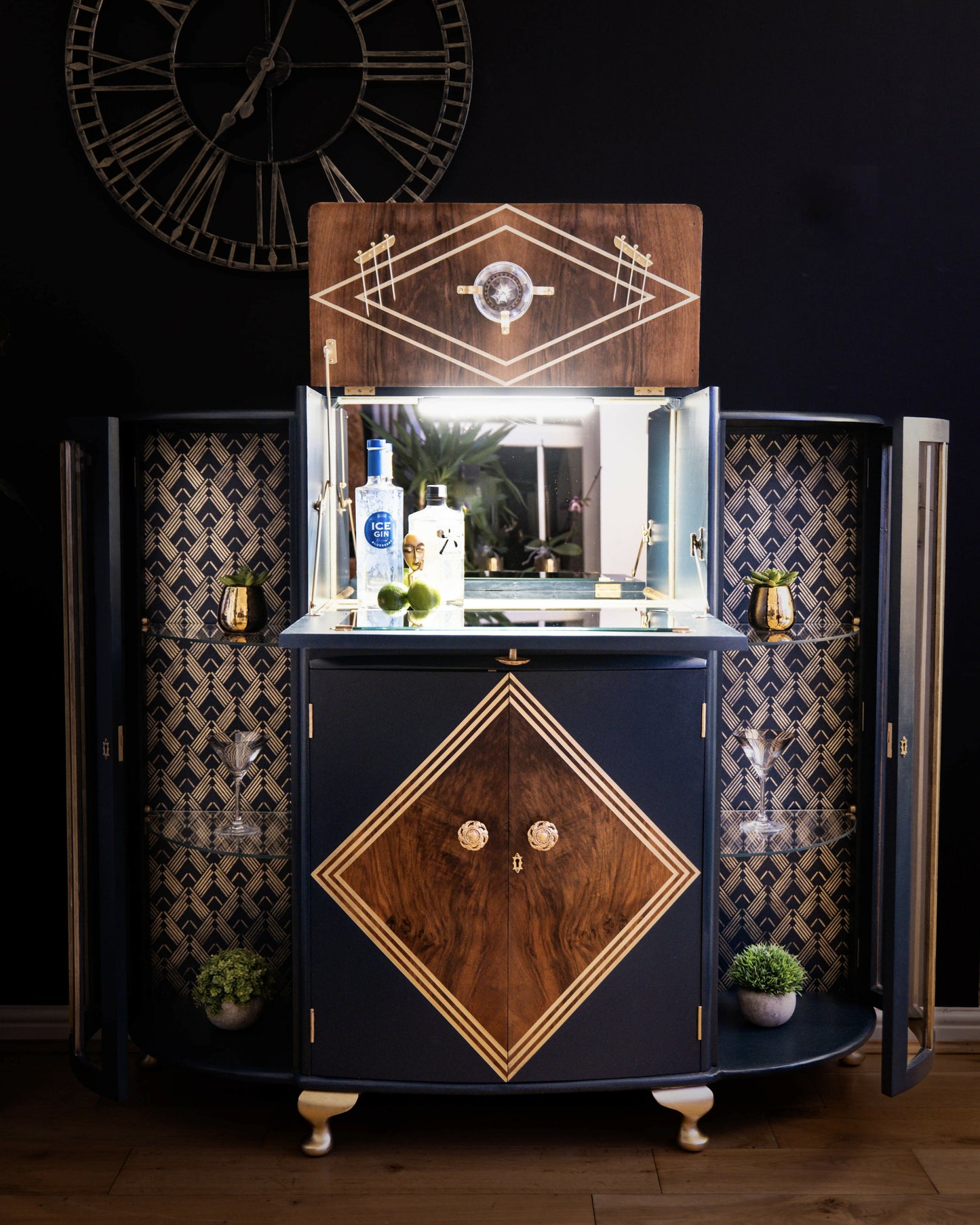 Art deco Cocktail Cabinet/ Drinks Cabinet/ Gin Cabinet