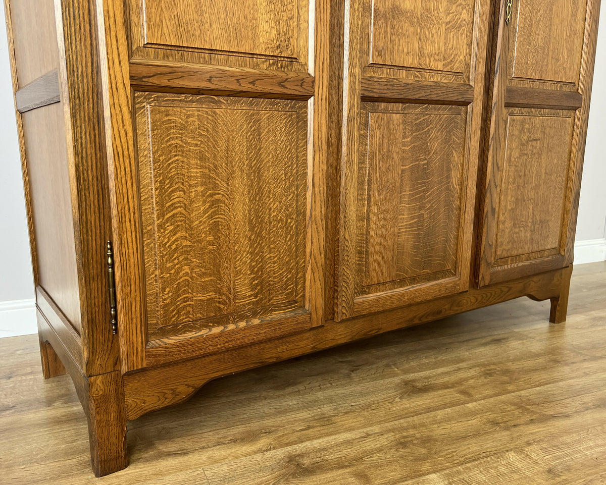 Wardrobe Vintage French Style Oak Triple Door Carved Armoire Cabinet LOT 6525