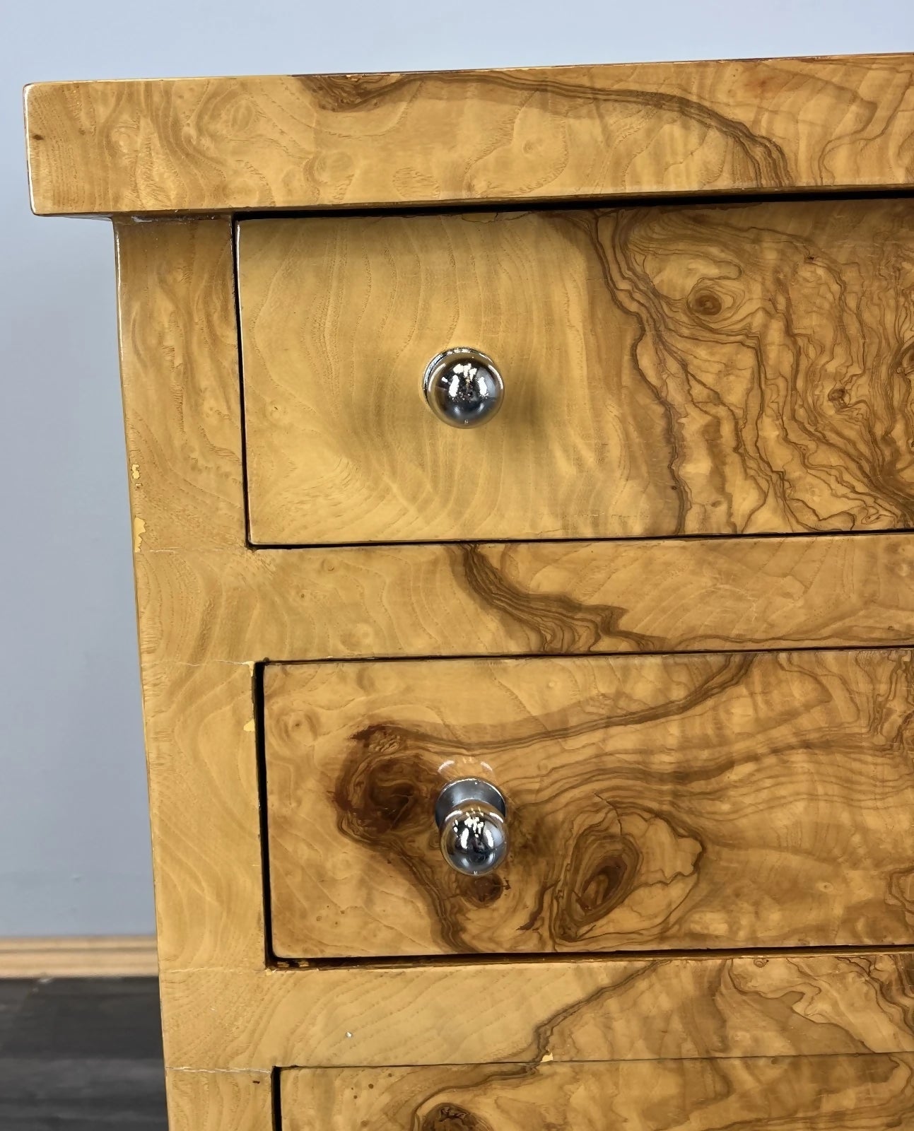 Vintage French Art Deco Burr Bedside Tables Pair | 3 Drawer Nightstands | French Design | Nickel Knobs | Elegant Veneer Finish | Lot 4233