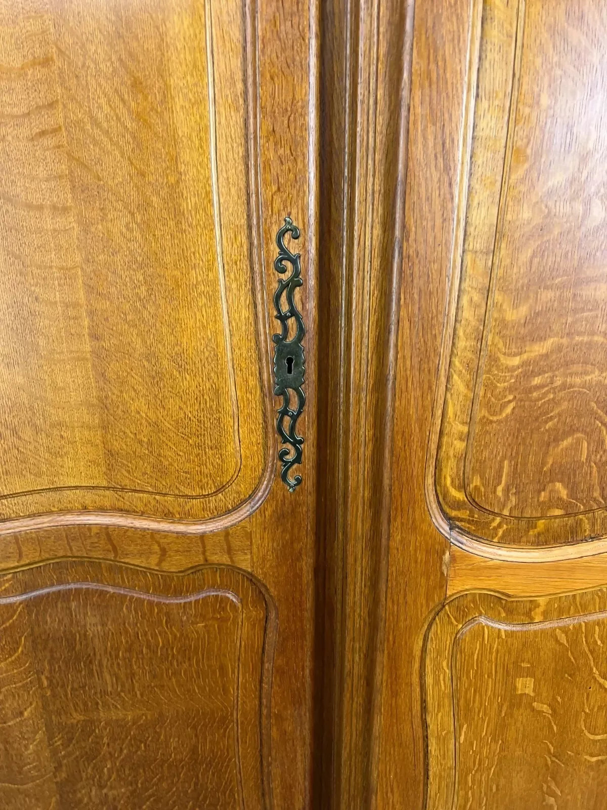 Wardrobe Vintage French Louis XVI Style Oak Four Door Carved Armoire LOT 4823