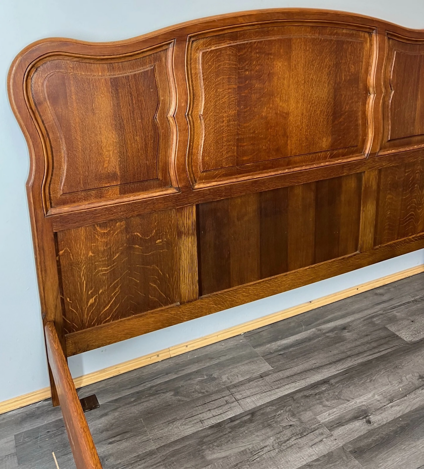 Bed Vintage French Louis XVI Oak Double Bed Frame Carved Headboard LOT 3793