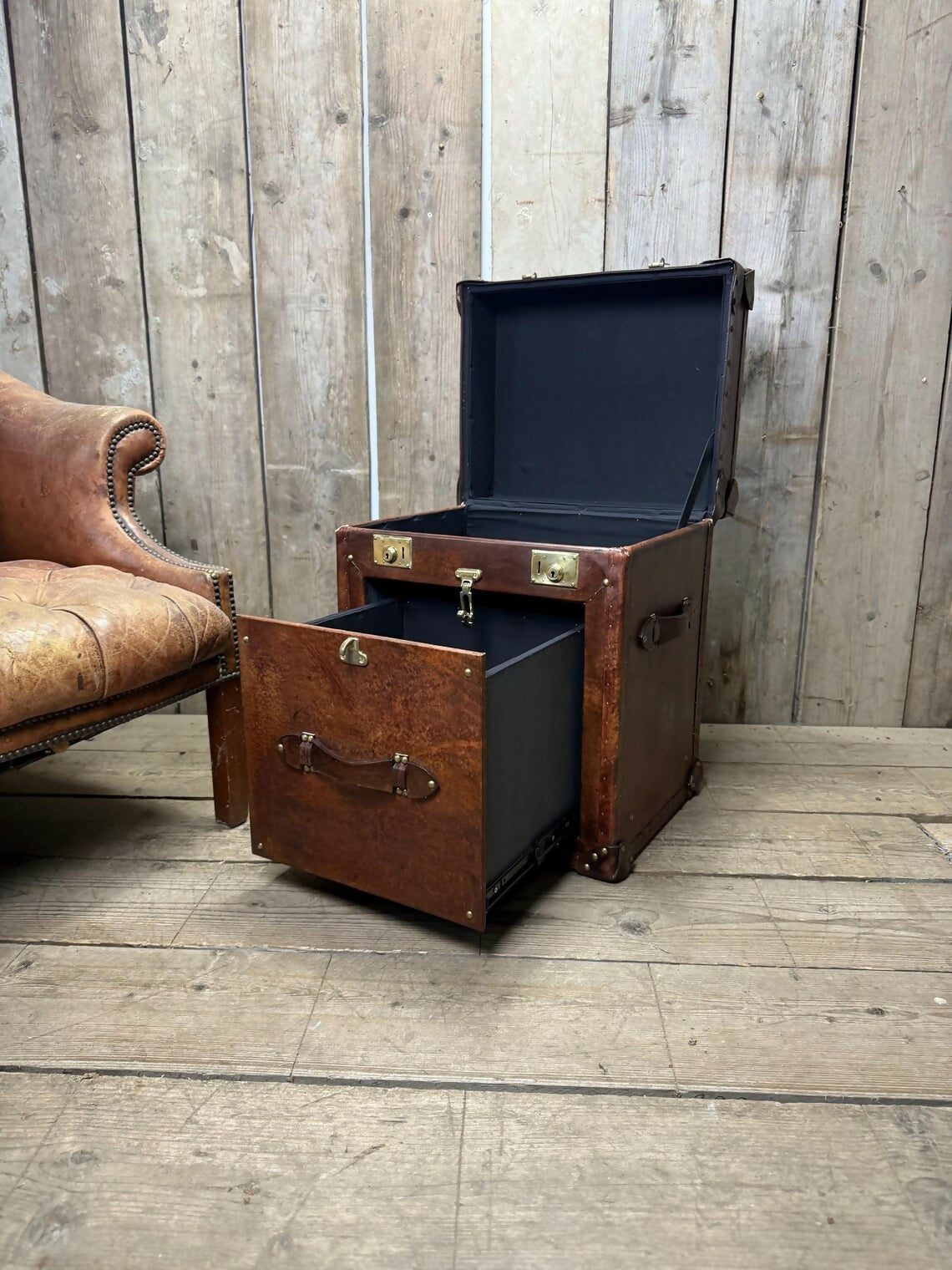 Luxury bridle leather 1 draw bedside cabinet