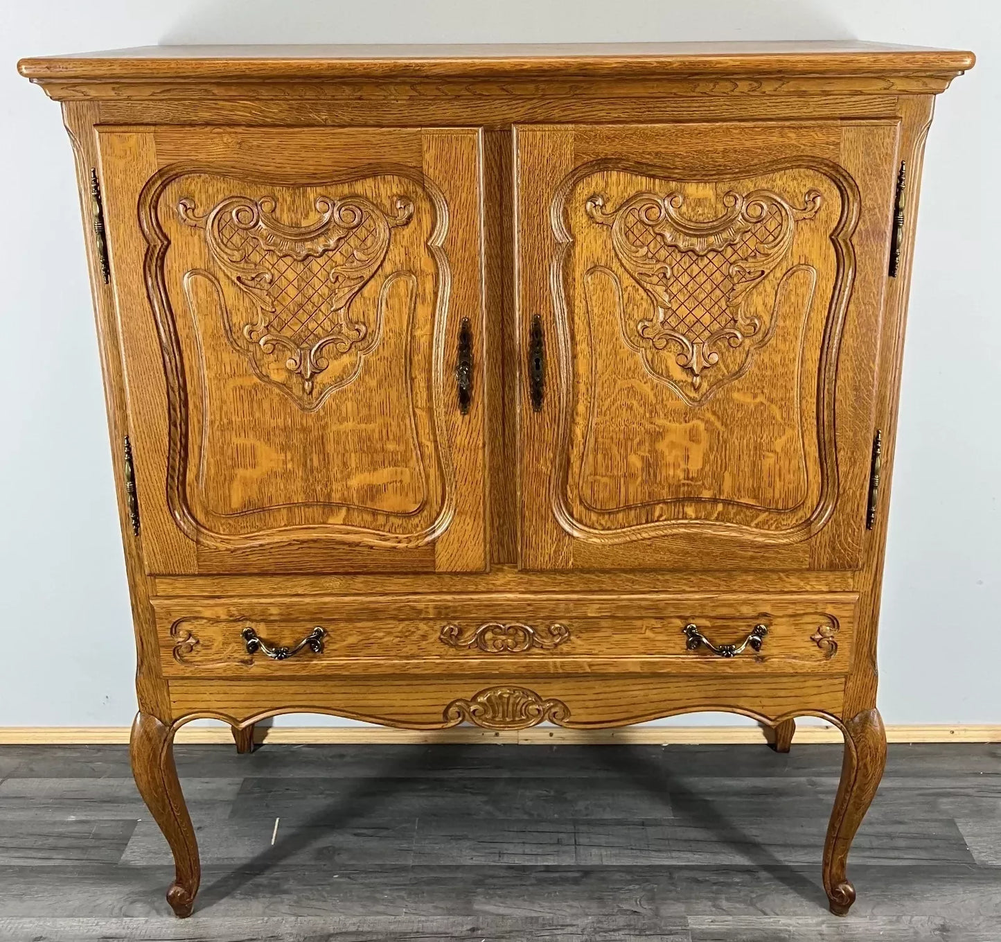 Cabinet Vintage French Louis XVI Oak Sideboard Carved Panels Cupboard LOT 4332