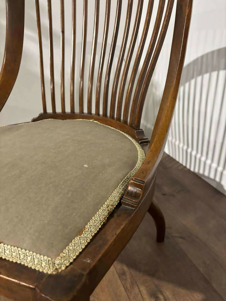 Edwardian Serpentine Front Nursing Chair