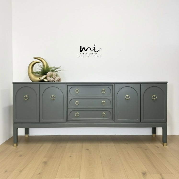 Large Rare refurbished G Plan Arcadia olive green sideboard, dresser, mid century modern, TV media unit, Drinks cabinet