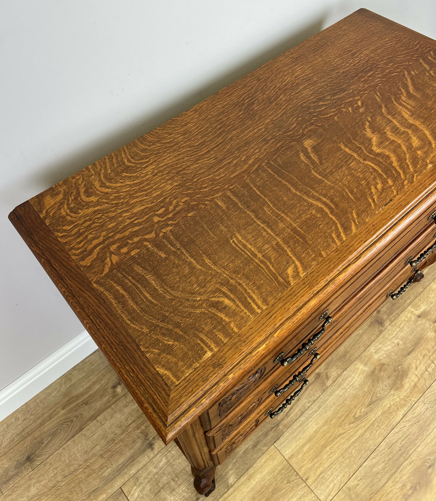 Chest of Drawers Vintage French Louis Oak 3 Drawers Carved Cabinet LOT 6253