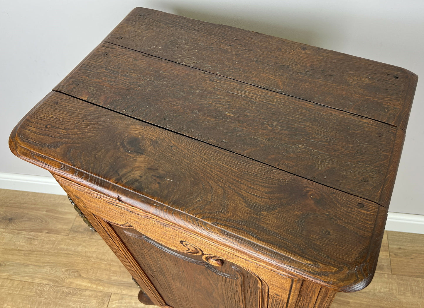 Cabinet Antique French Style Oak Sideboard with Carved Cupboard LOT 6255