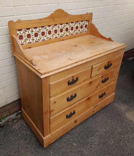 Victorian Pine Chest of Drawers