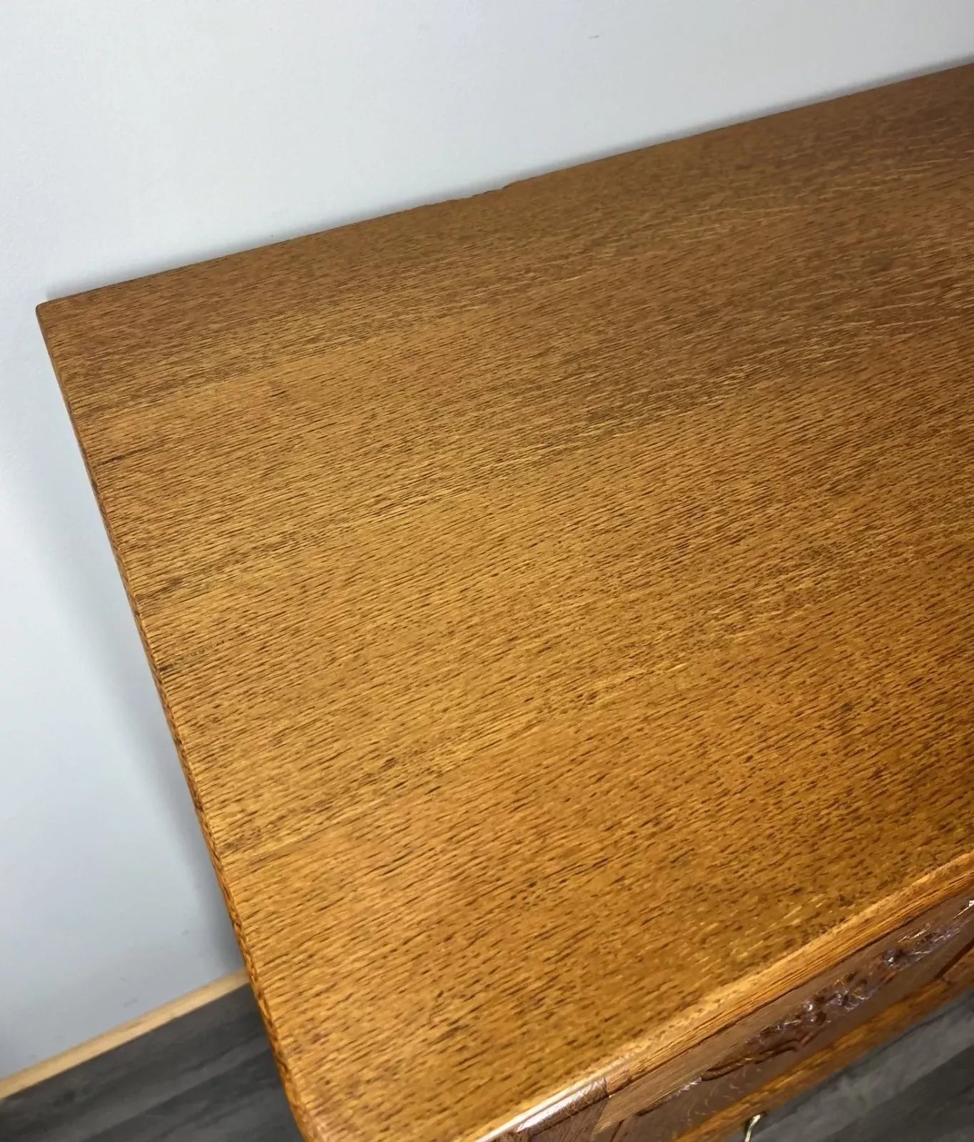 Cabinet Vintage French Louis Style Oak Carved Sideboard with Drawer LOT 4017