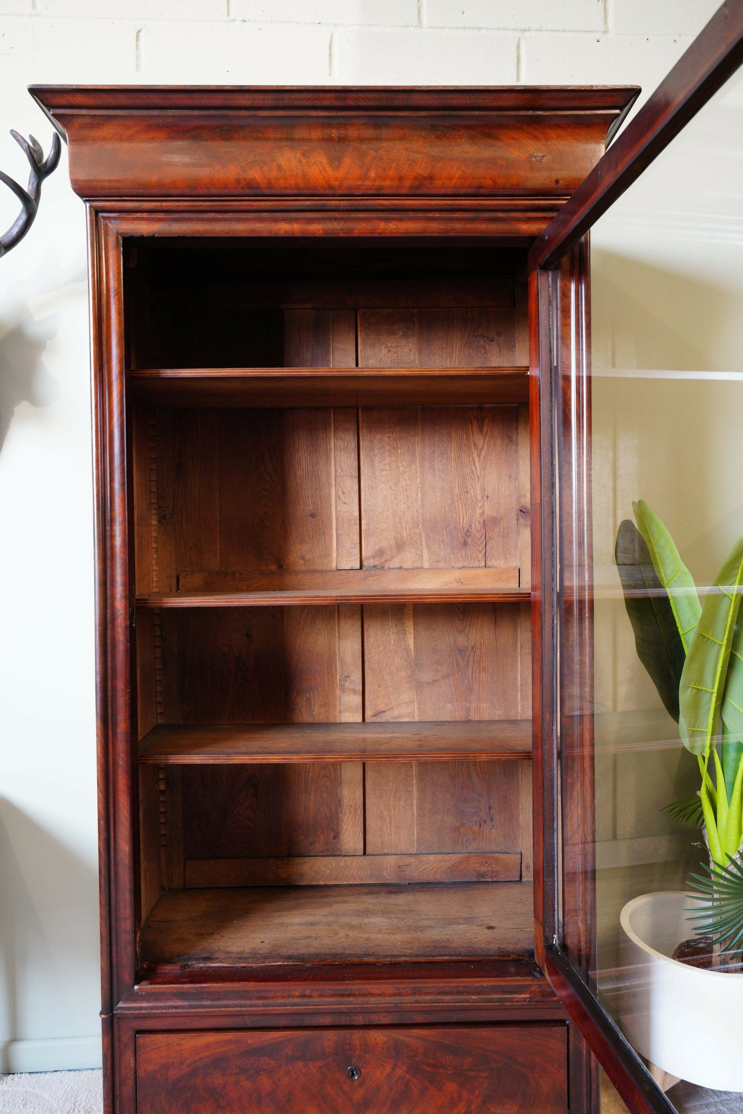 French Louis Philippe Vintage Cabinet In Flame Mahogany – France, C.1840