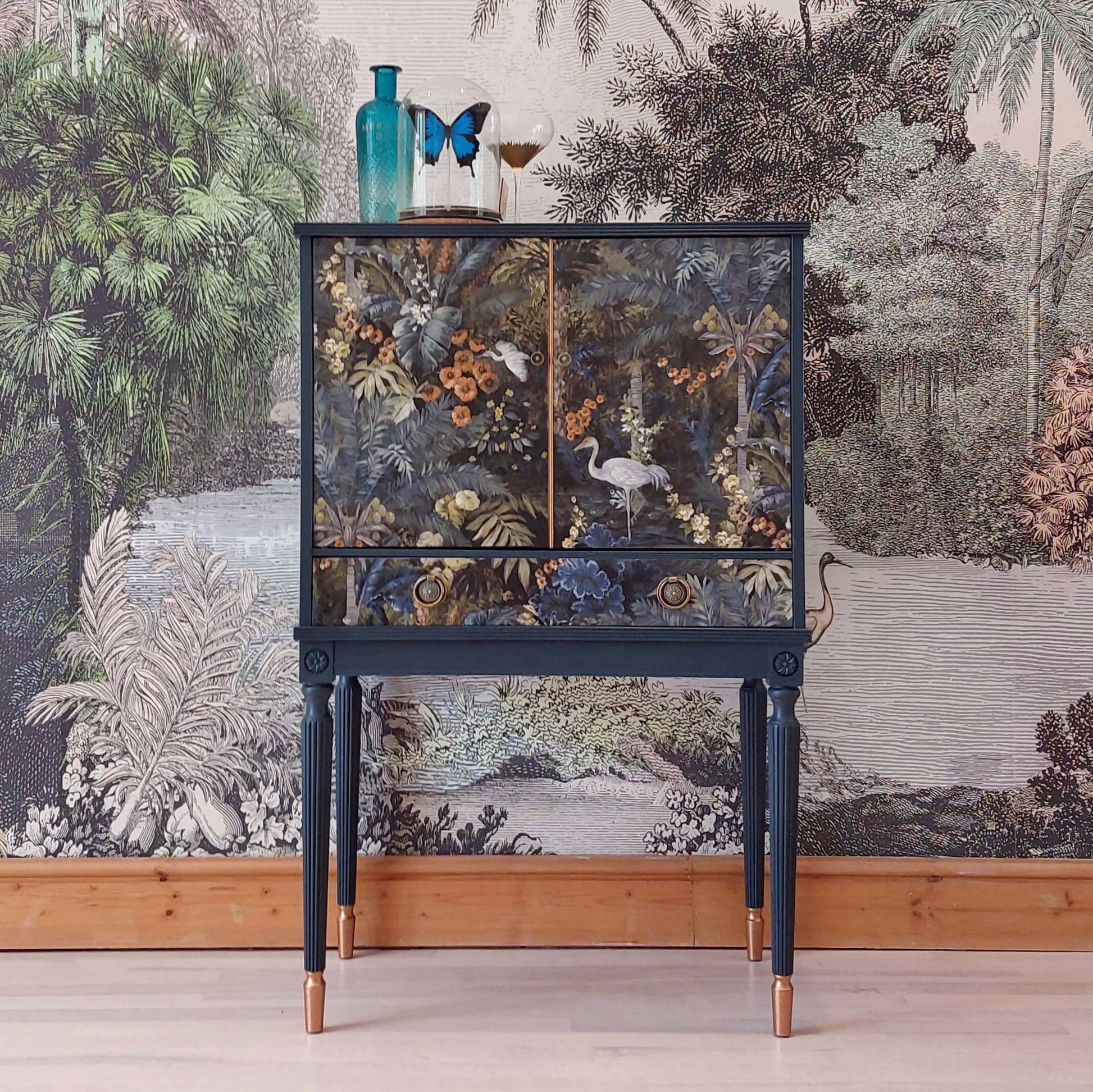 Vintage-herons-drinks-cabinet-large