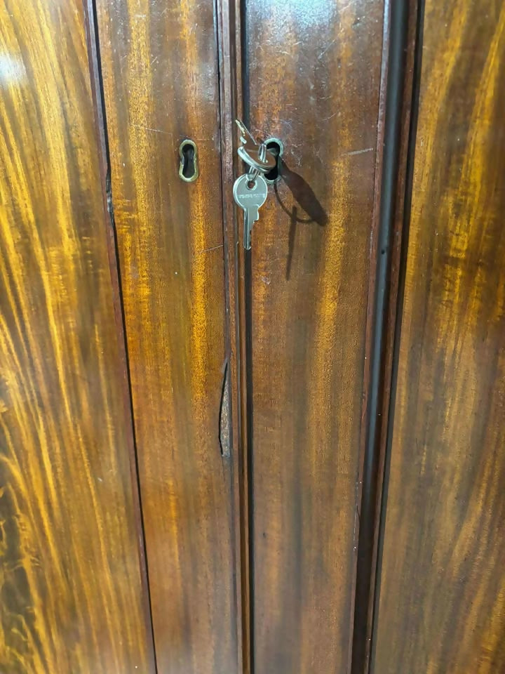 Victorian Mahogany Hanging Cupboard / Wardrobe
