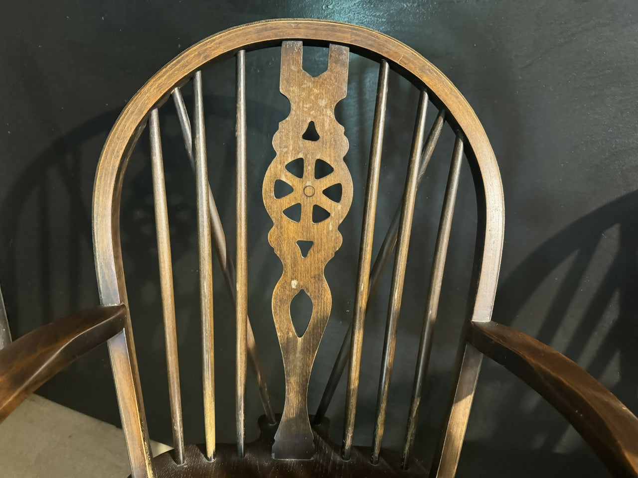 Set 6 Wheel Back Dining Chairs