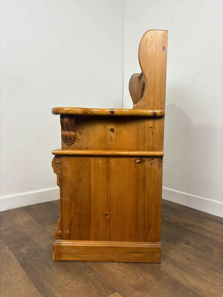 Victorian style Pine Single Seat Settle