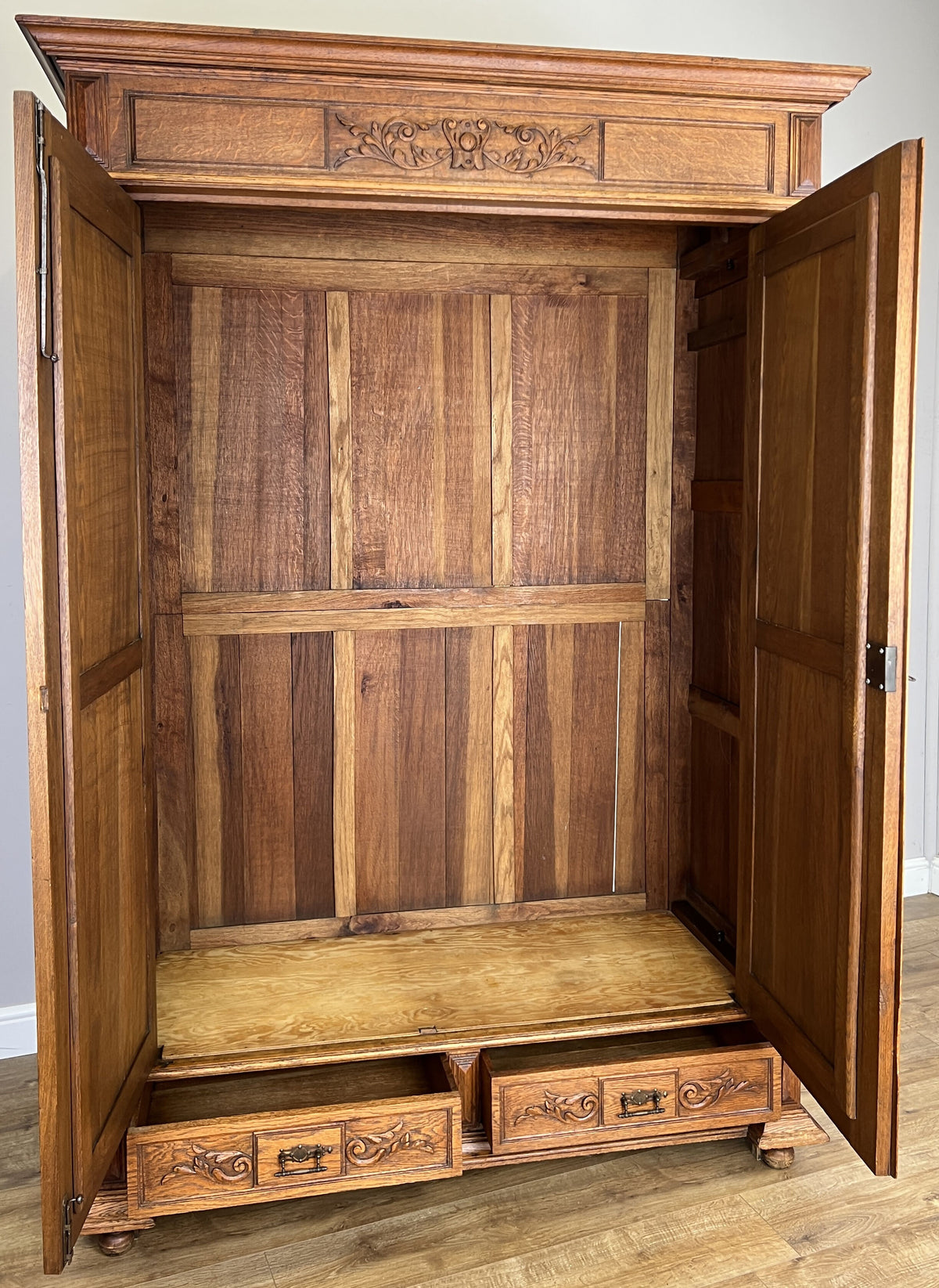 Wardrobe Antique French Style Oak Mirrored Two Door Carved Armoire LOT 6544