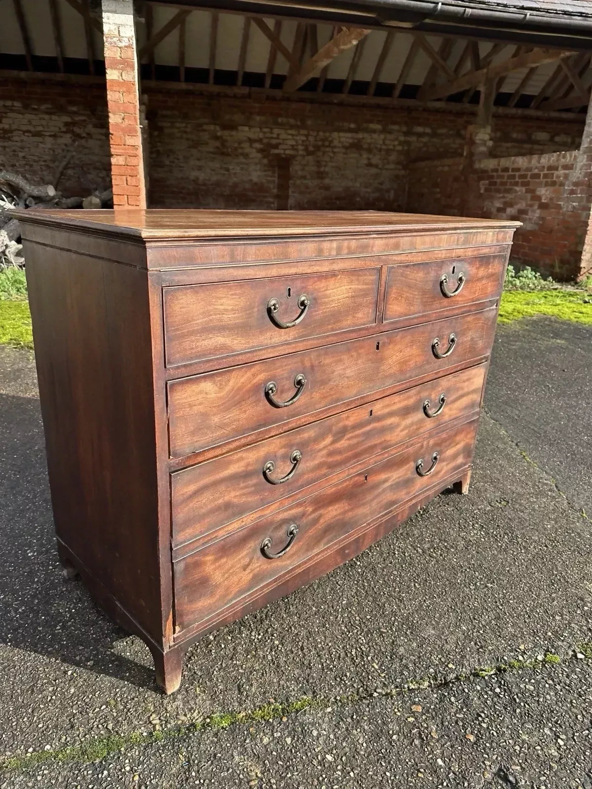 Vintage Georgian Mahogany Chest Of Drawers Complete With Large Linen Drawer
