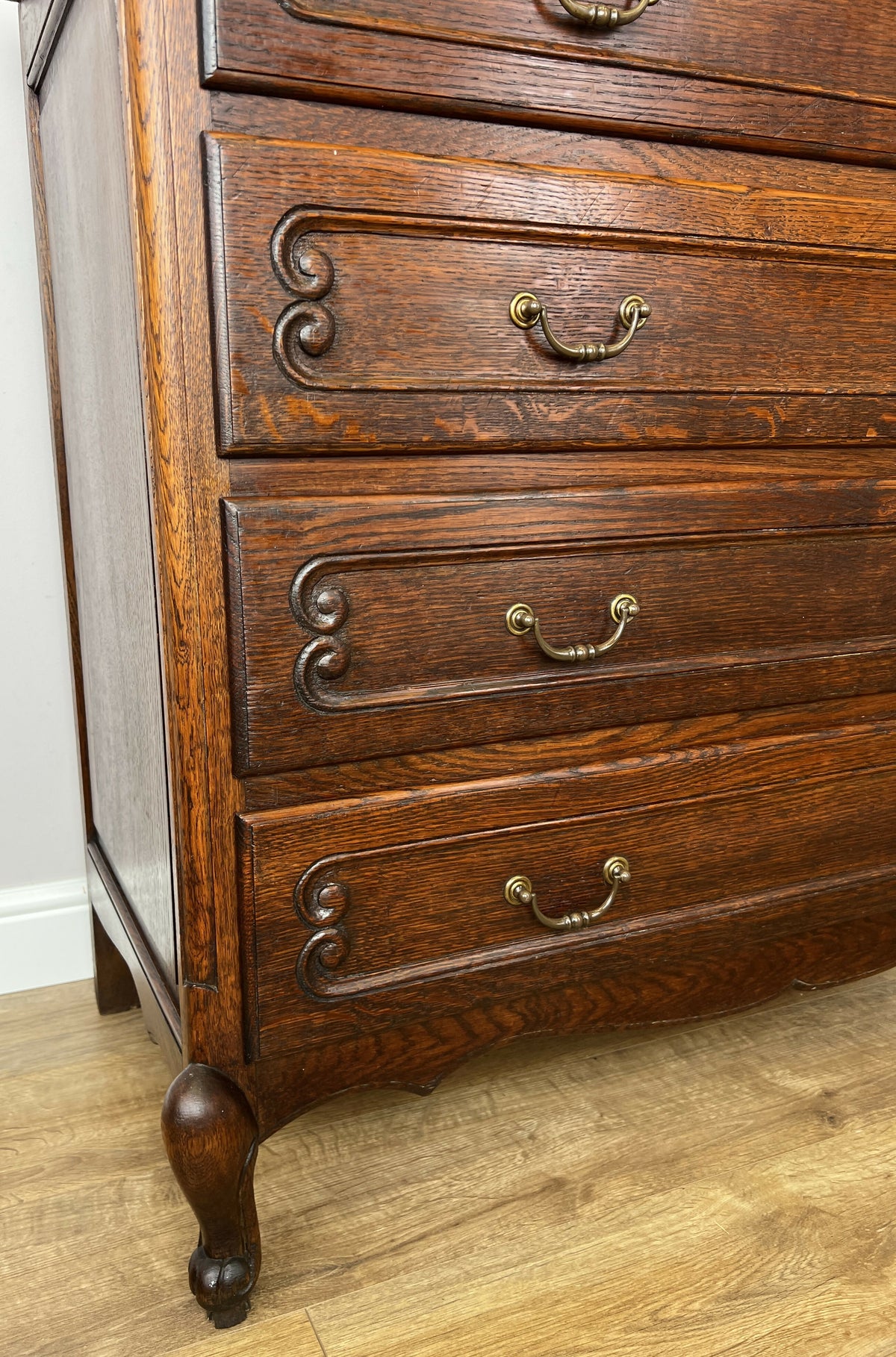 Chest of Drawers Vintage French Louis Oak 4 Drawers Carved Cabinet LOT 6527