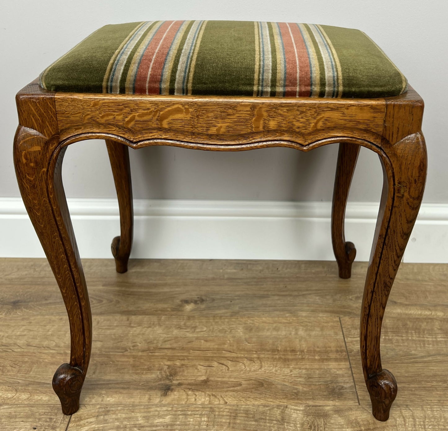 Footstool Vintage French Louis Style Oak Table Stool Upholstered Seat LOT 6229