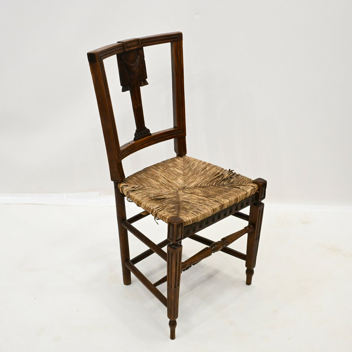 Set of 7 Georgian Dining Chairs With Rush Seats Back Carvings FREE UK Delivery. SBR10037/0502E