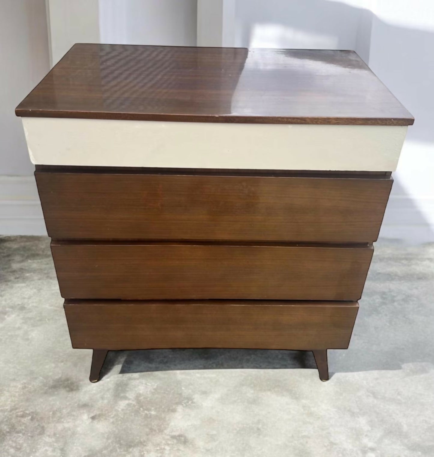 Meredew Mid-Century Teak Chest of Drawers – Great Britain