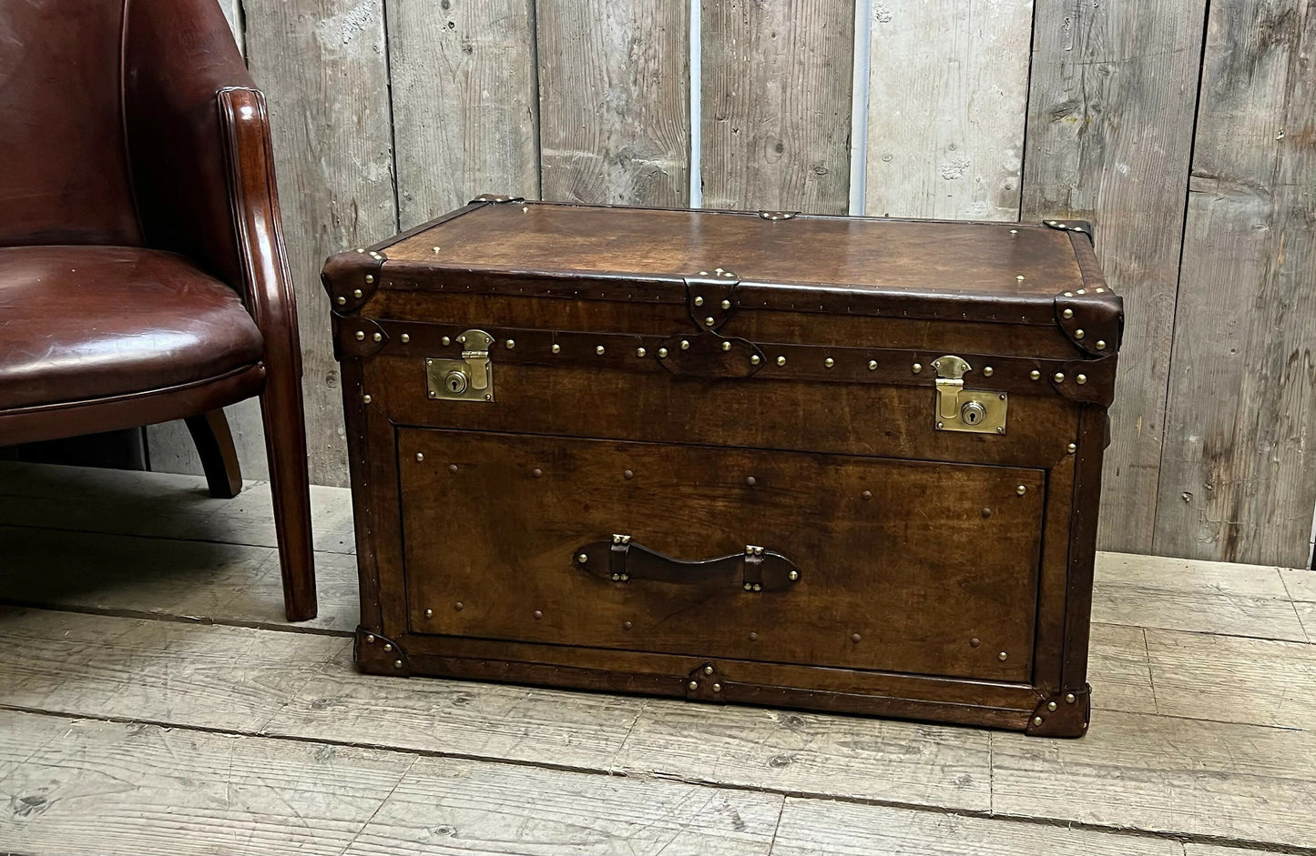 English Handcrafted Luxury Leather Trunk