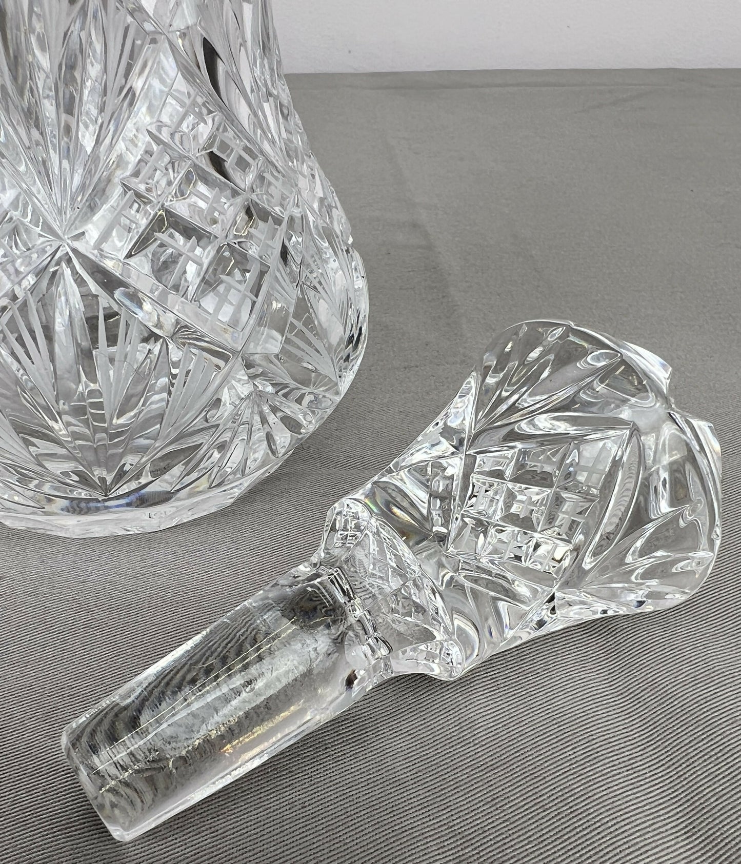 Carafe Set Vintage Style Crystal Cut 6 Shot Glasses and Tray LOT 6436