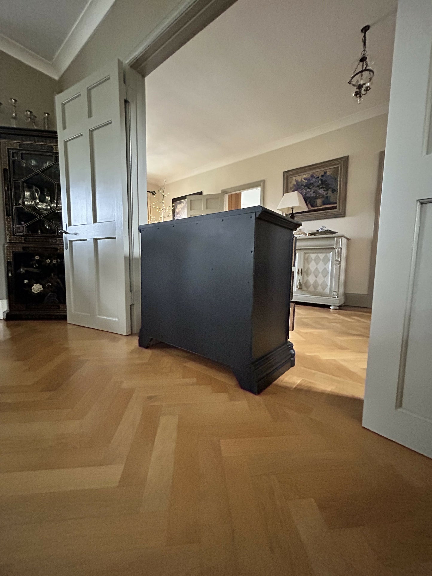 William Morris style chest of drawers. Handpainted, decoupaged.