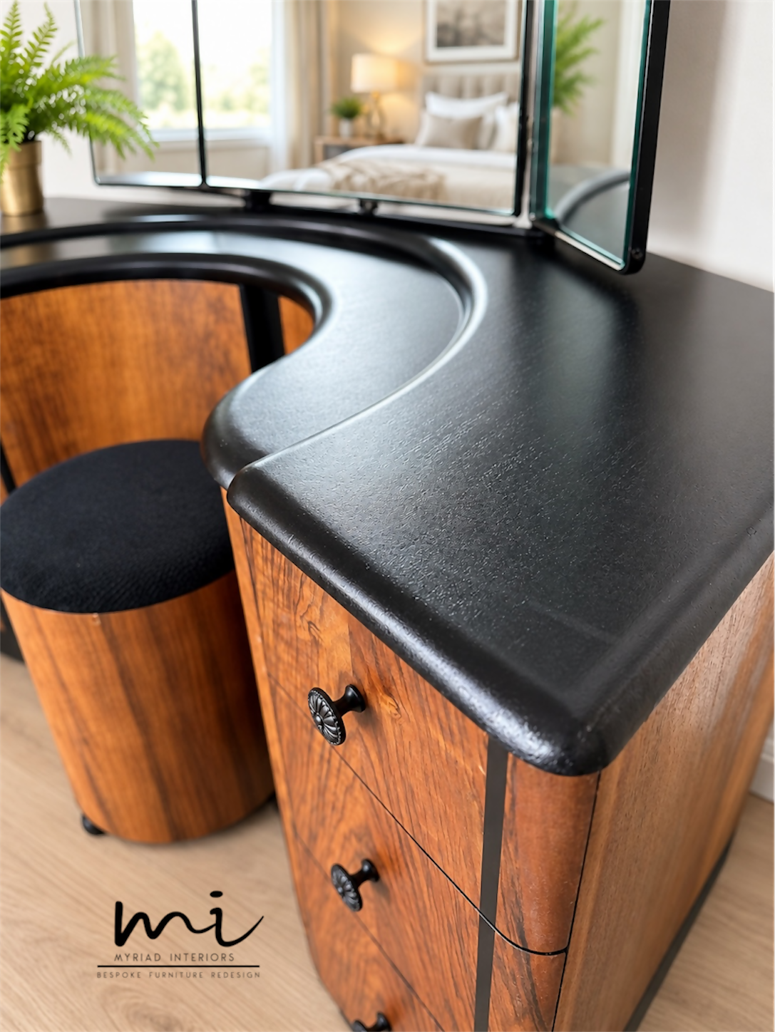 Refinished burl walnut and black Art Deco dressing table set with stool and mirror. Circa 1930 dresser, chest of drawers, art nouveau