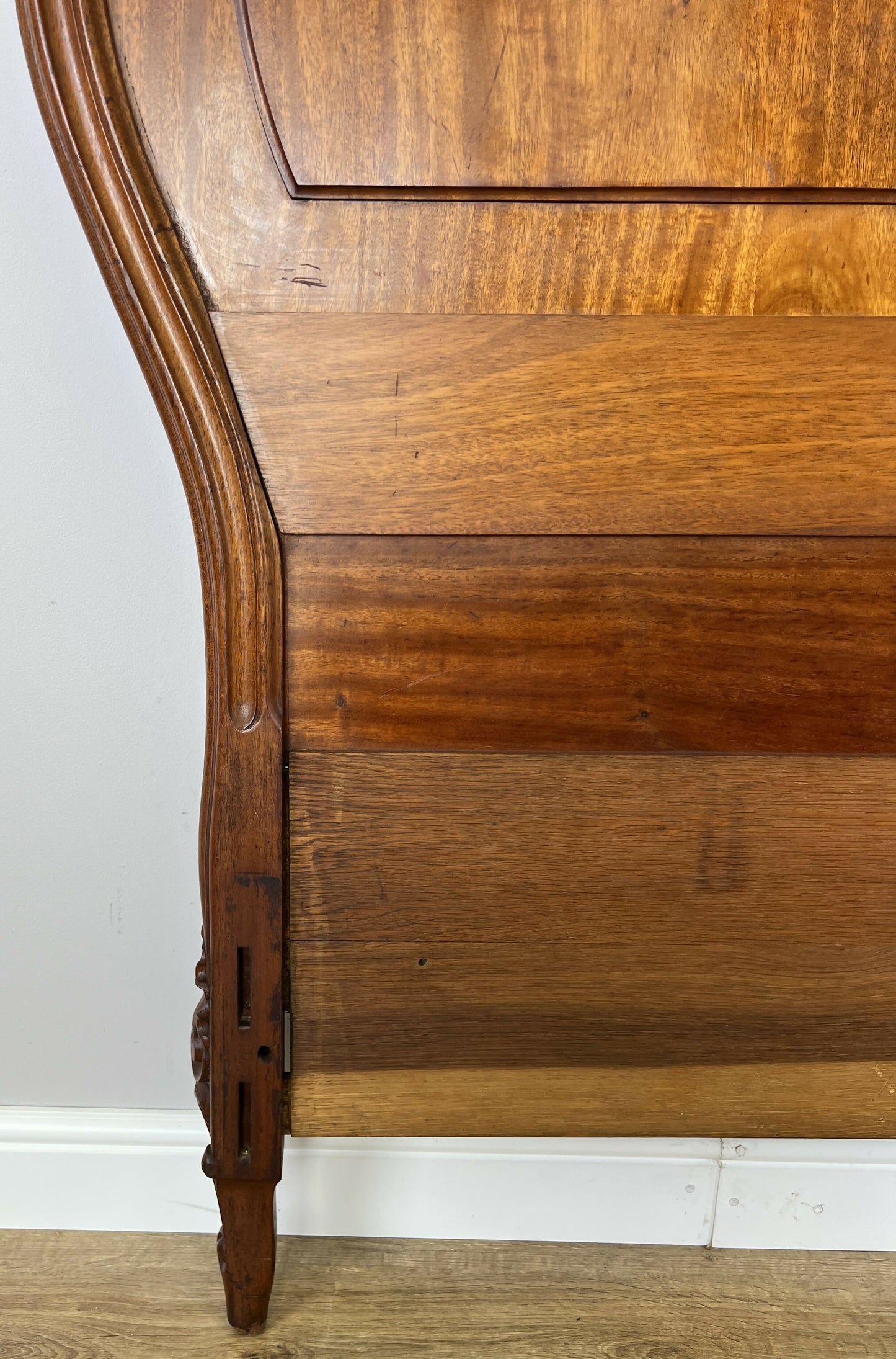 Headboard Antique French Style Walnut Double Bed Carved Headboard LOT 6452